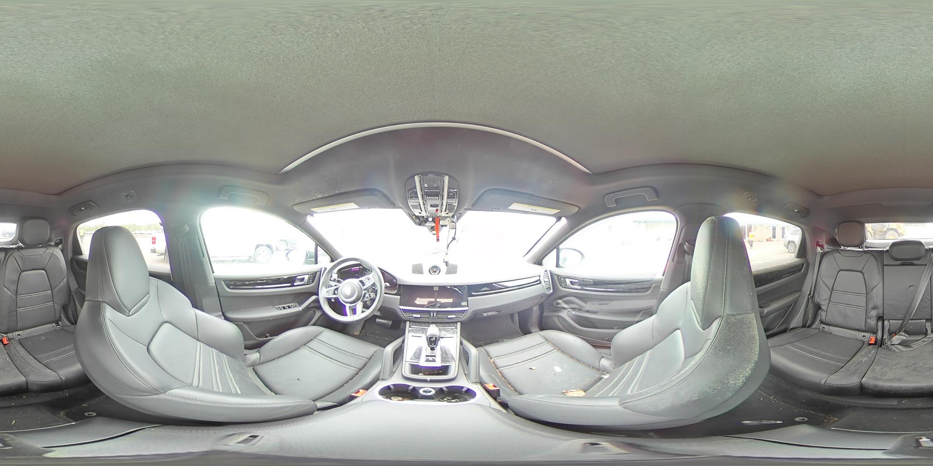 2021 PORSCHE CAYENNE