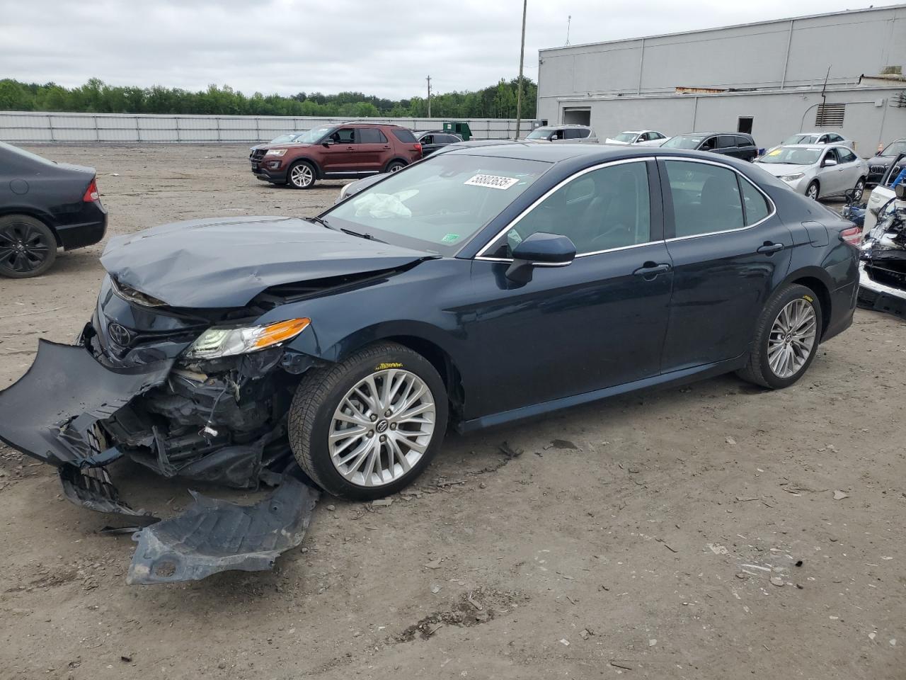2018 TOYOTA CAMRY