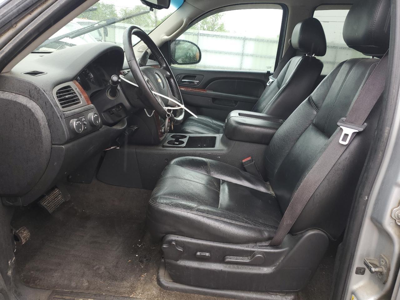 2012 CHEVROLET Suburban