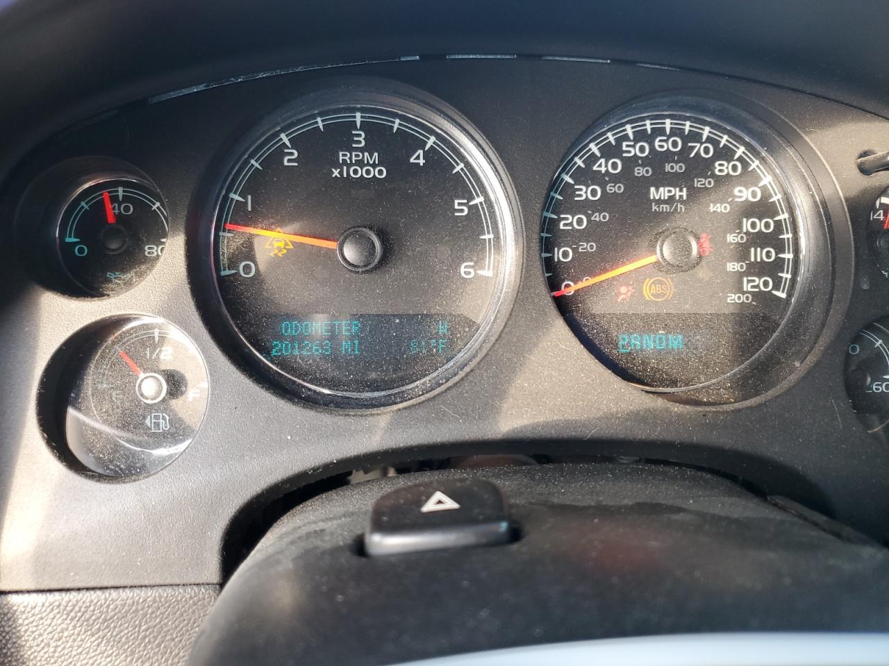 2011 CHEVROLET Tahoe