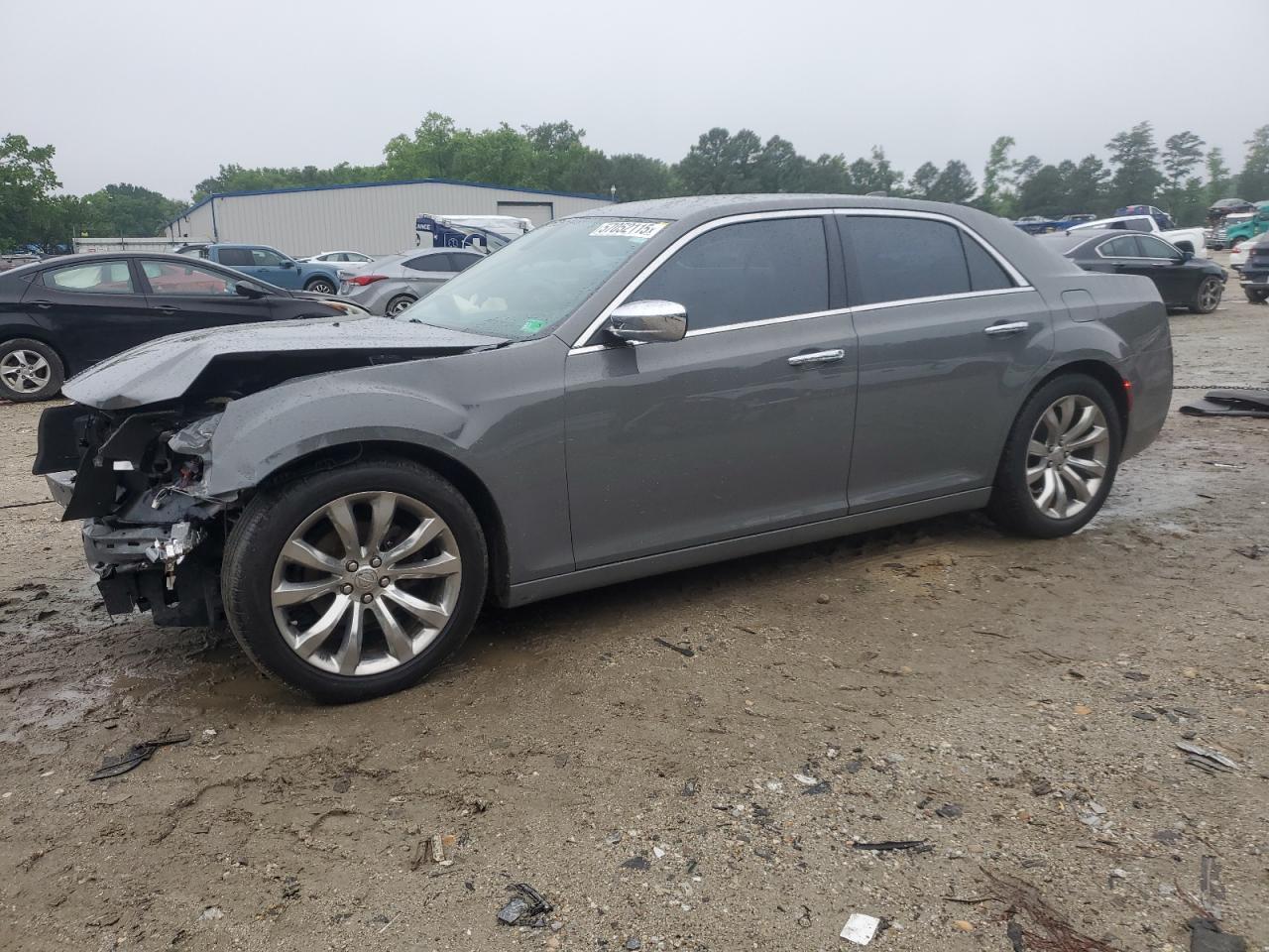 2019 CHRYSLER 300