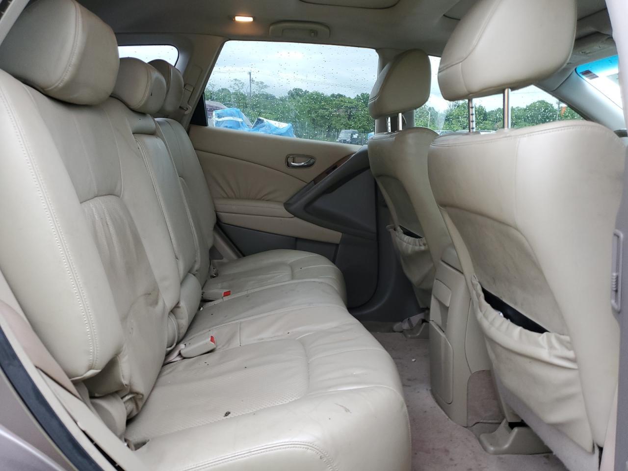 2010 NISSAN MURANO