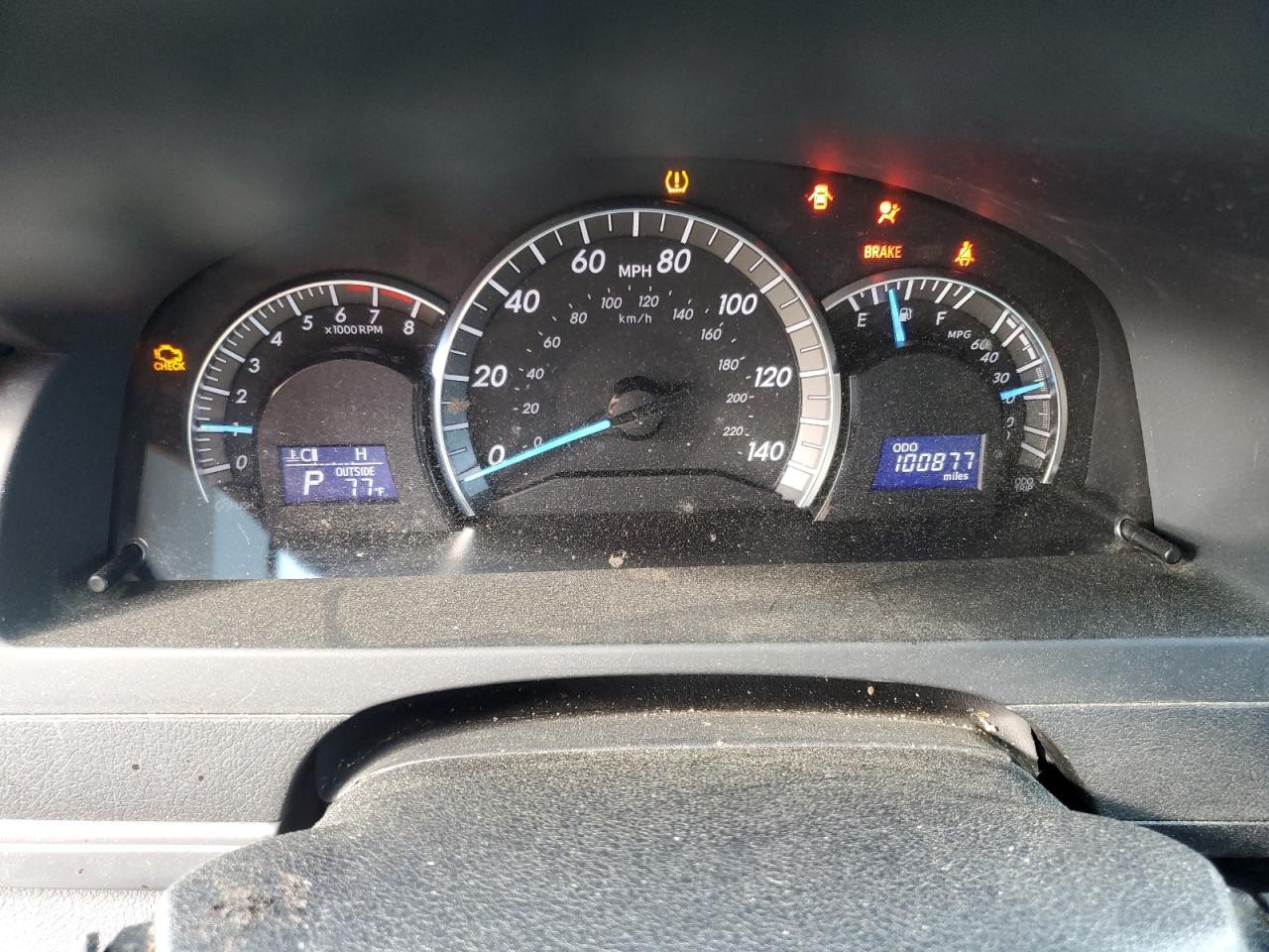 2014 TOYOTA CAMRY