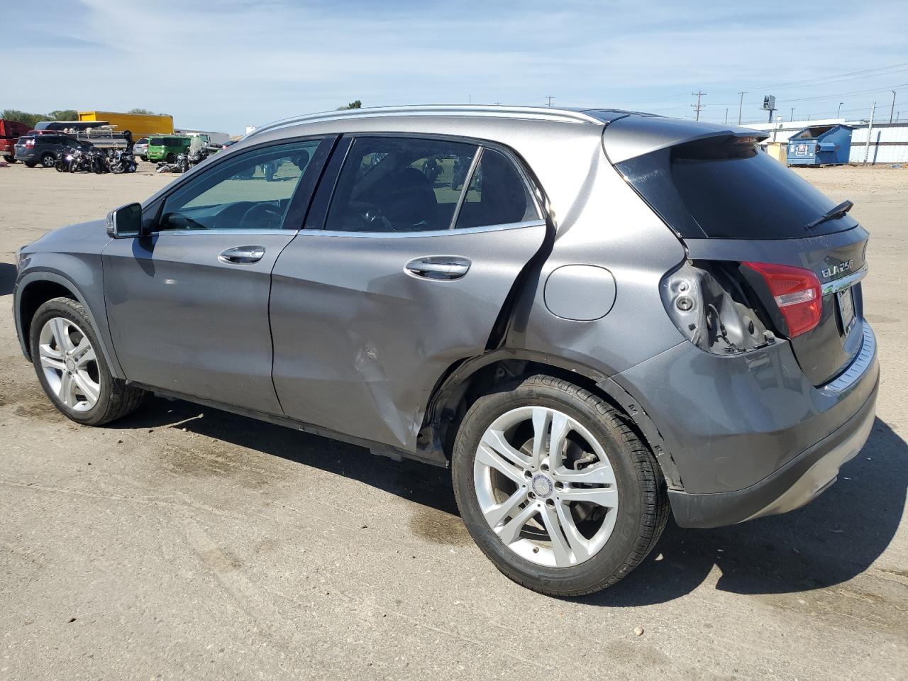 2016 MERCEDES-BENZ GLA-Class
