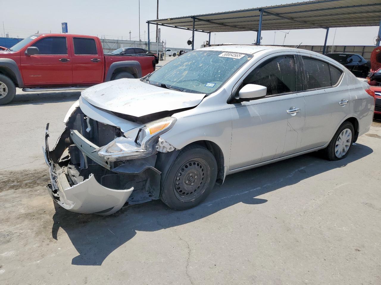 2015 NISSAN VERSA