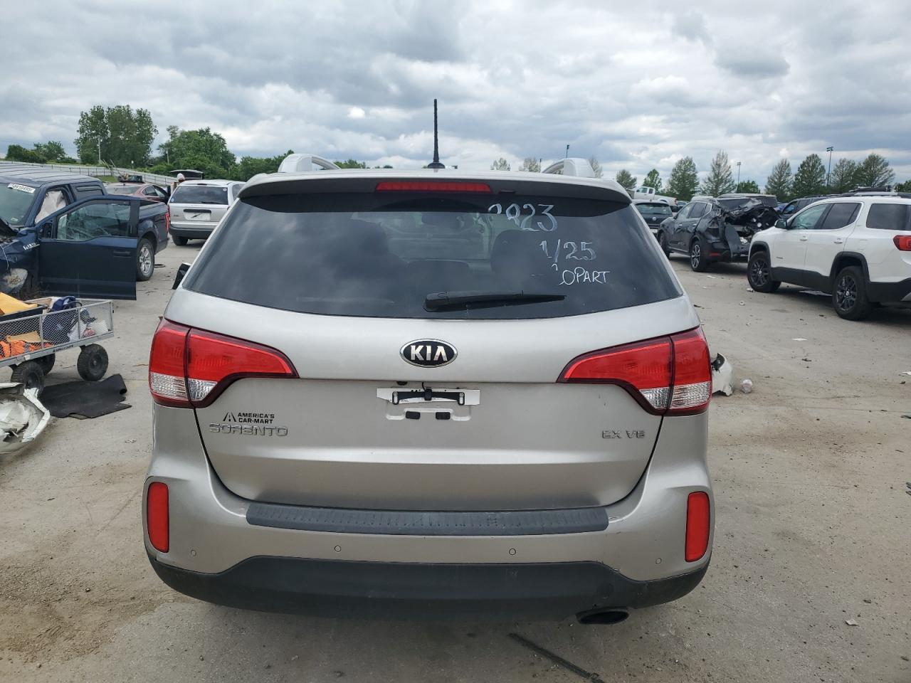 2015 KIA SORENTO