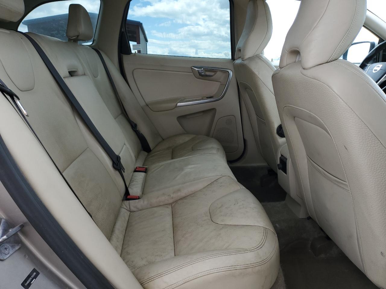 2014 VOLVO XC60