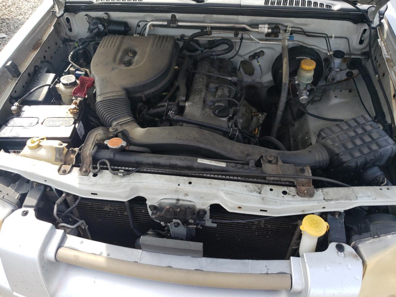 2001 NISSAN Frontier