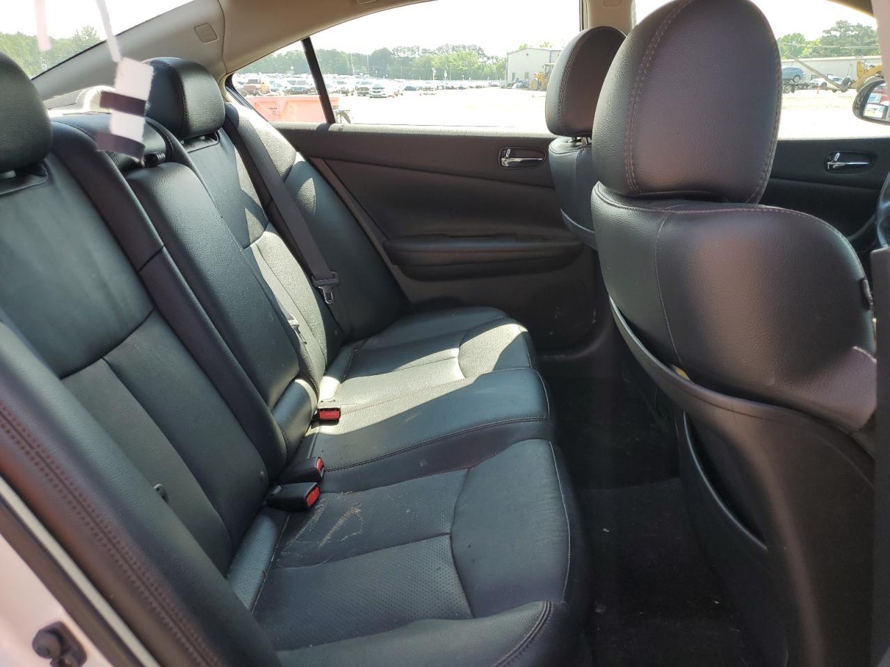 2013 NISSAN Maxima