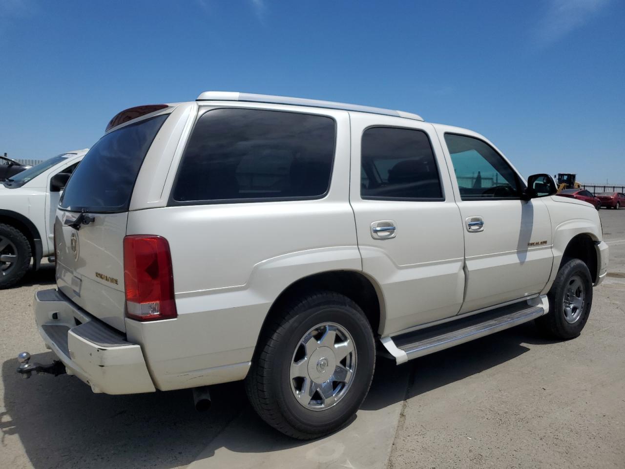 2003 CADILLAC ESCALADE