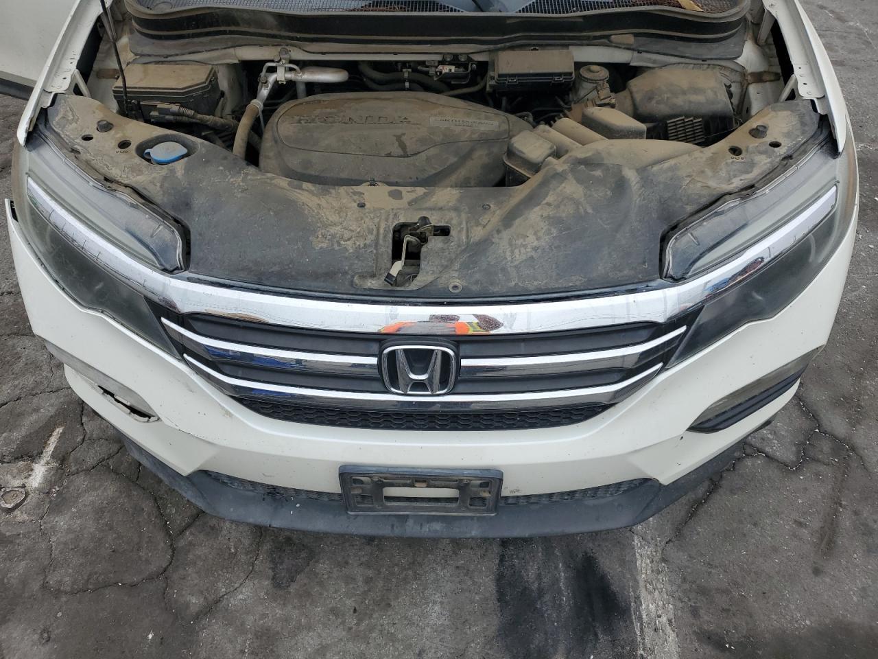 2017 HONDA PILOT