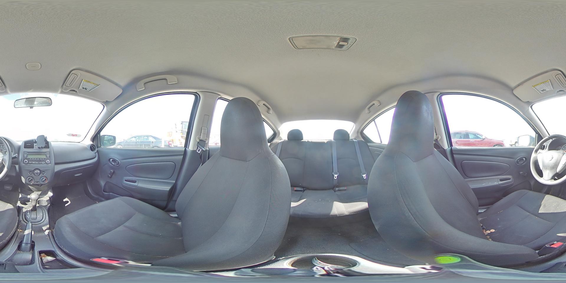 2017 NISSAN VERSA