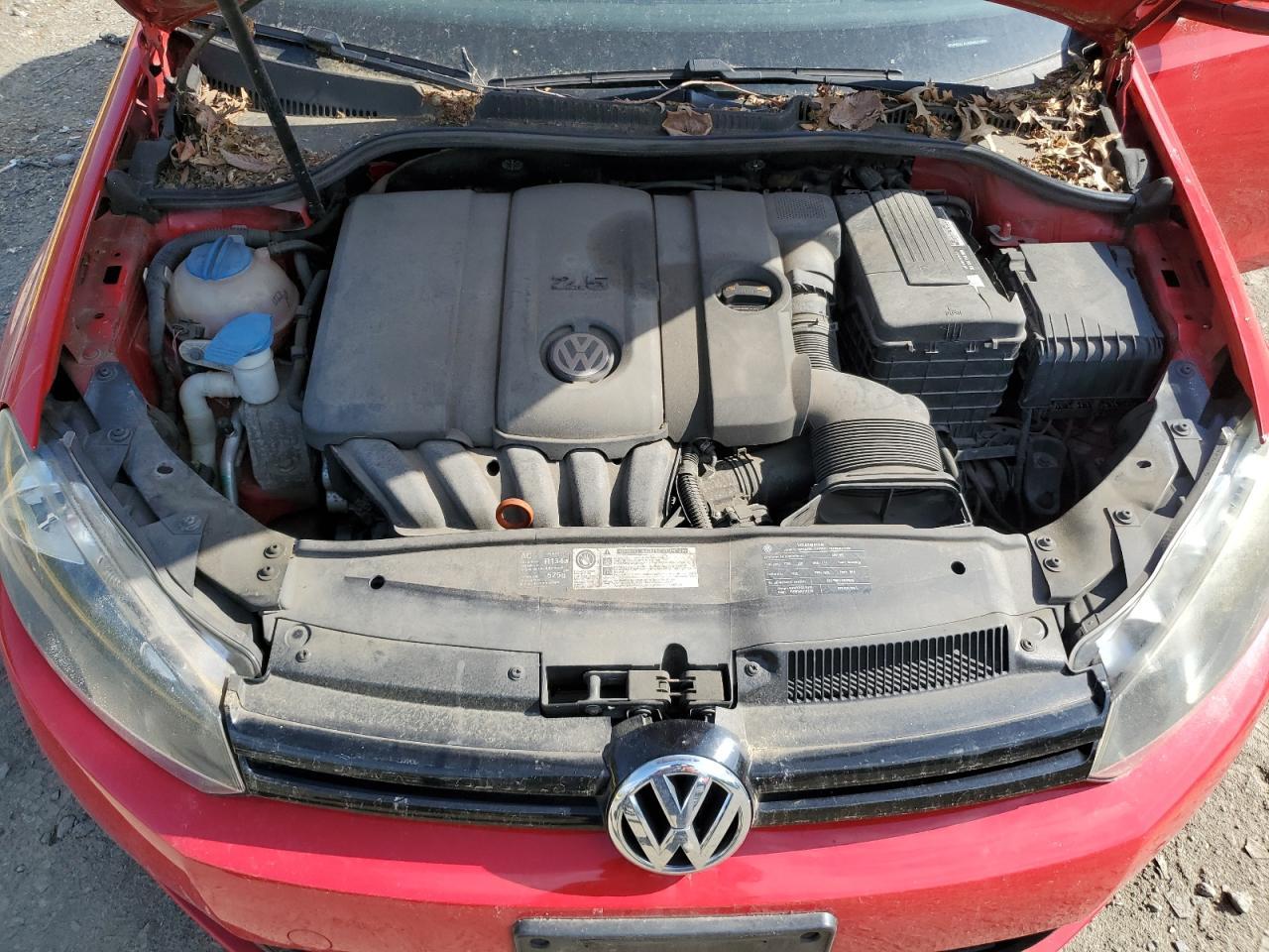2011 VOLKSWAGEN GOLF