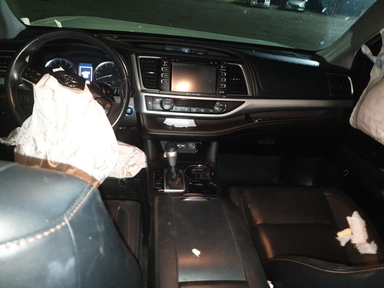 2019 TOYOTA HIGHLANDER