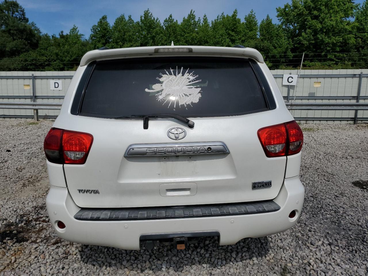 2010 TOYOTA Sequoia