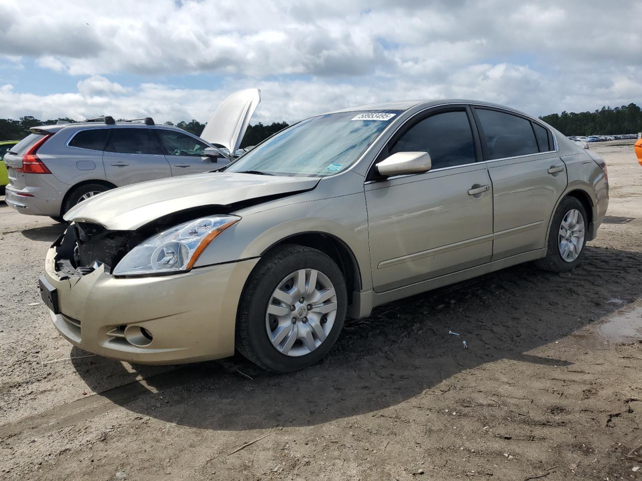 2010 NISSAN ALTIMA