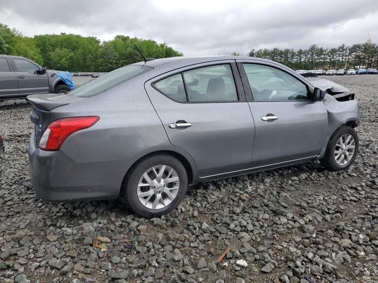 2018 NISSAN VERSA