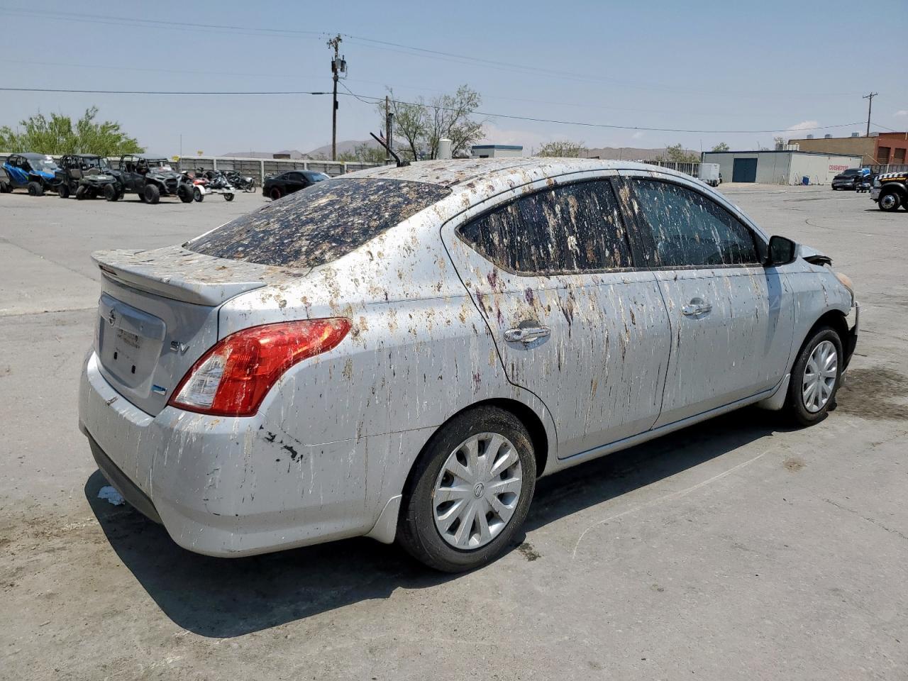 2015 NISSAN VERSA
