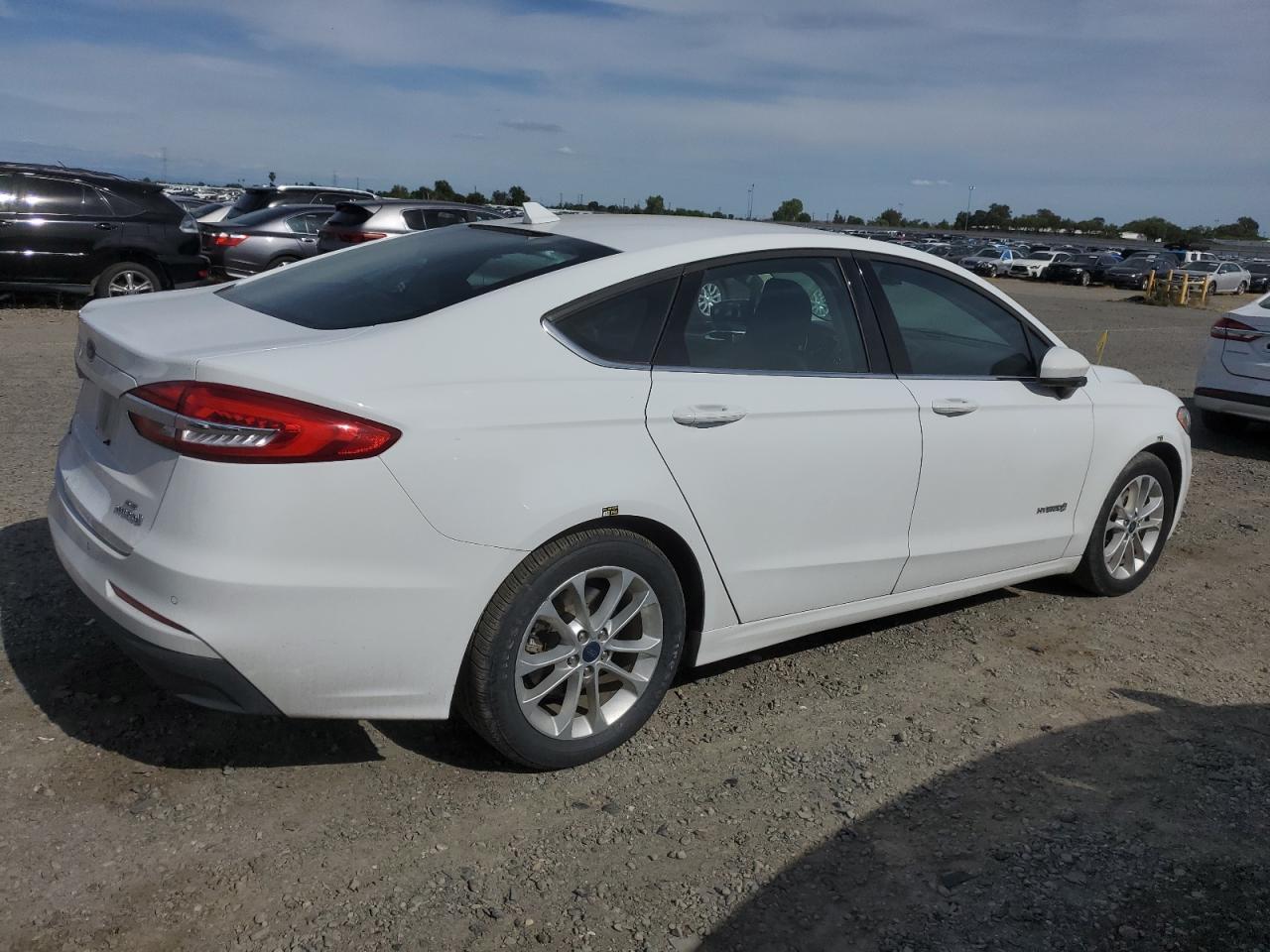 2019 FORD FUSION