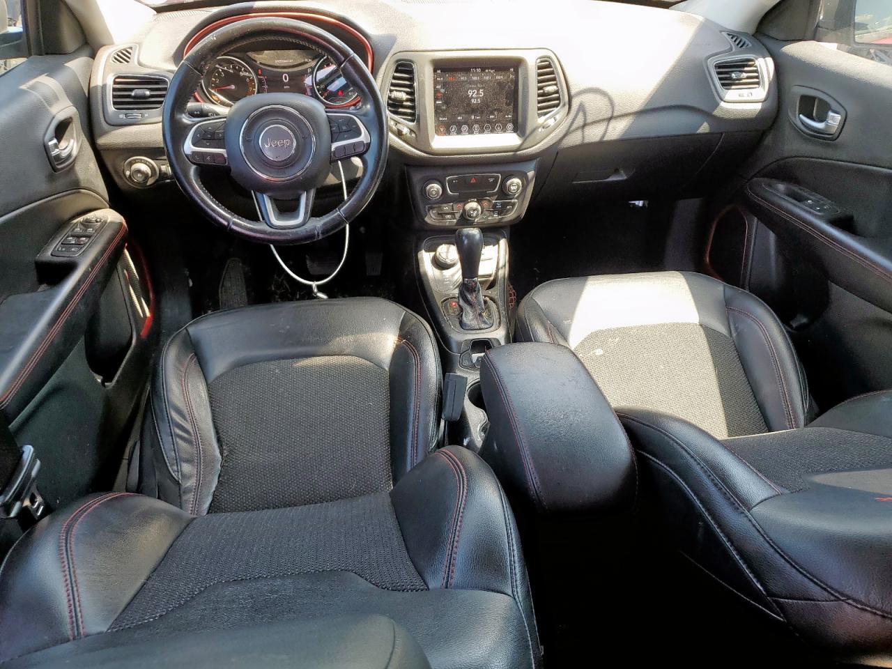 2020 JEEP Compass