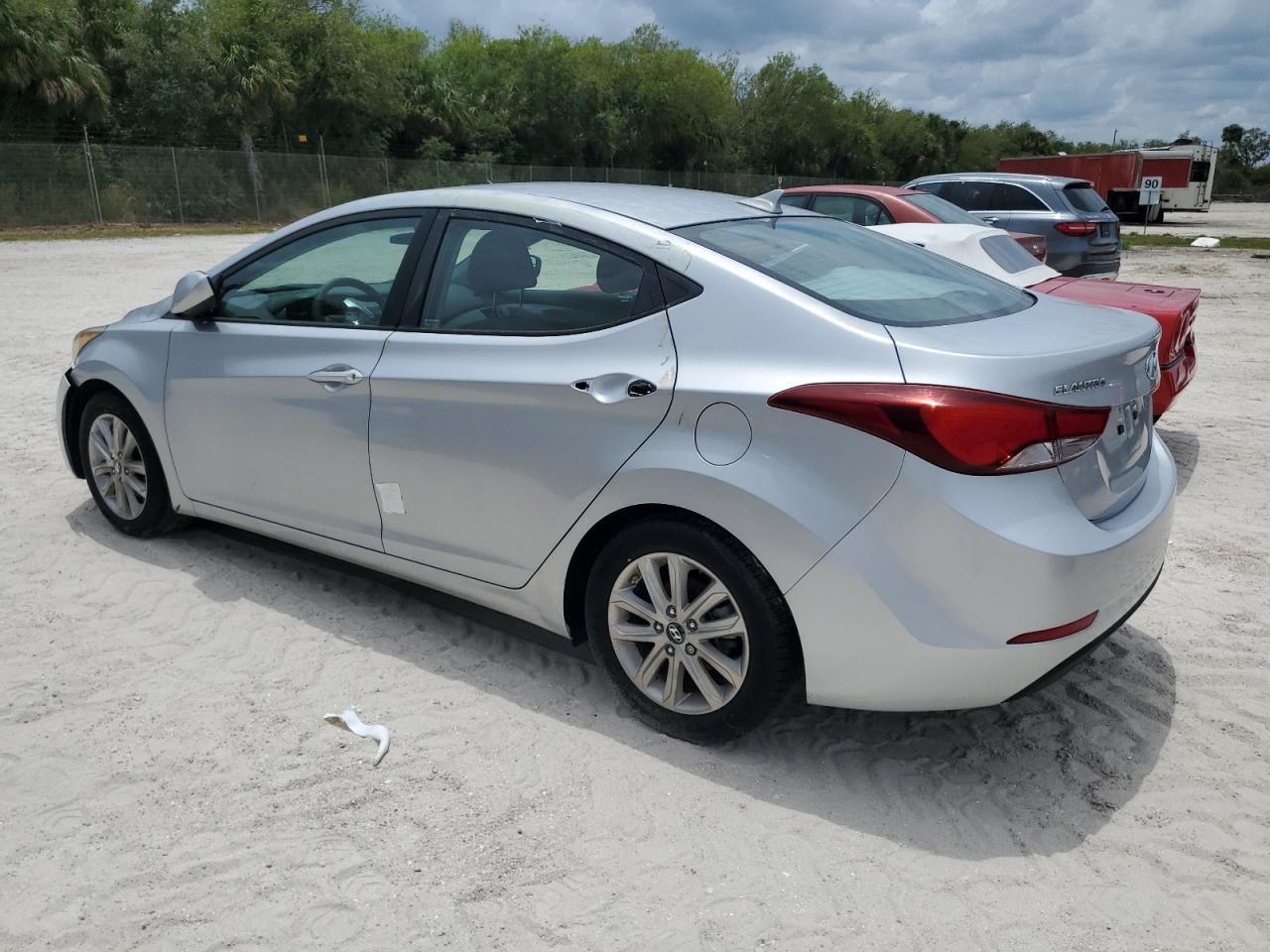 2016 HYUNDAI ELANTRA