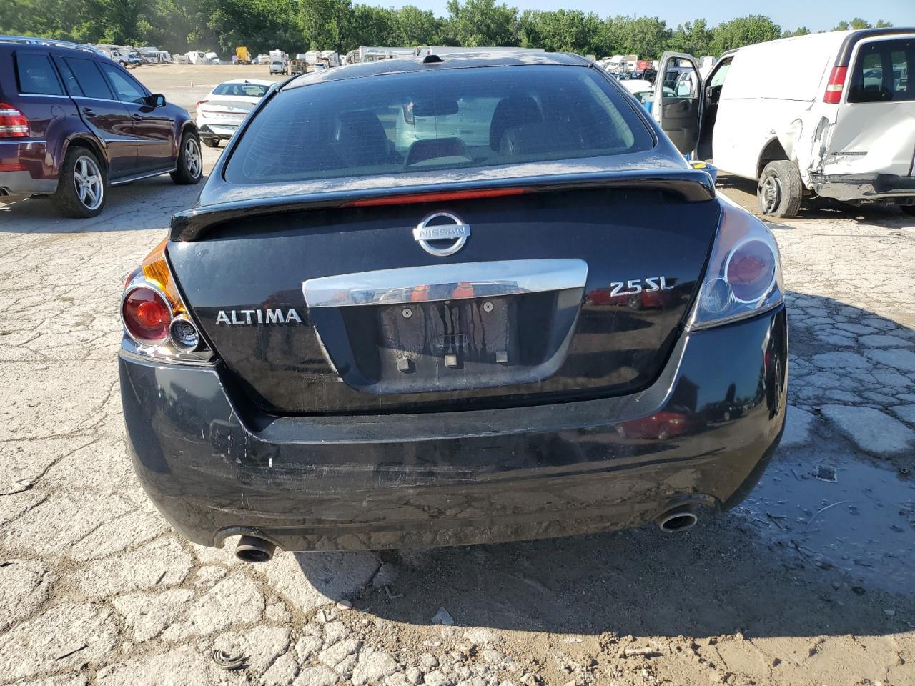 2010 NISSAN ALTIMA