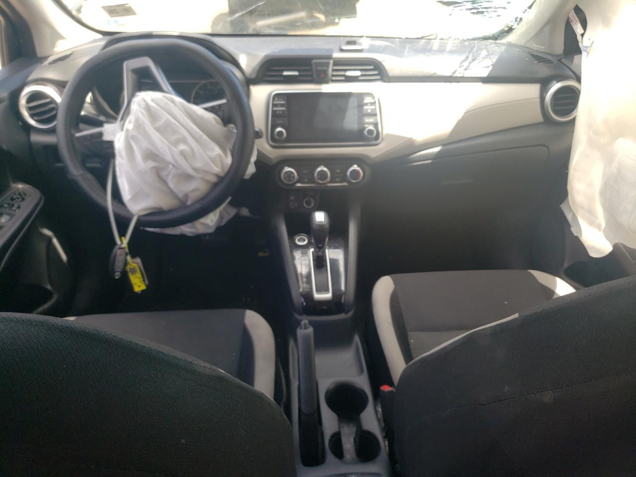 2021 NISSAN VERSA