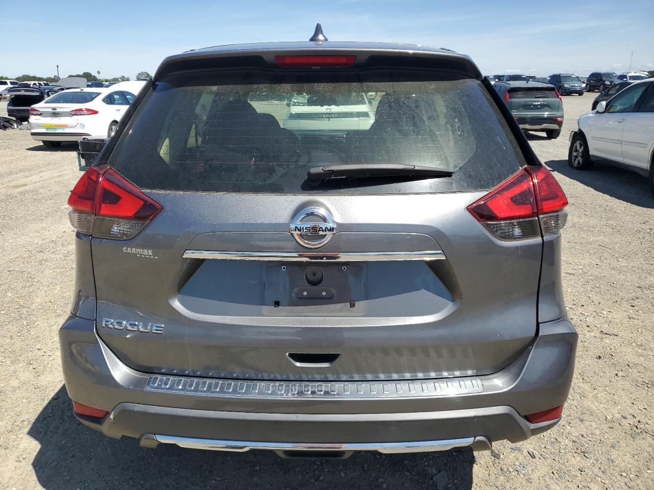 2017 NISSAN ROGUE