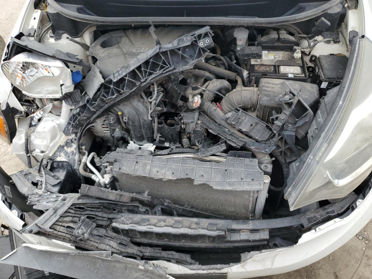 2013 KIA RIO