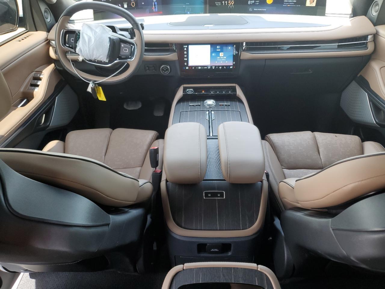 2024 LINCOLN Navigator