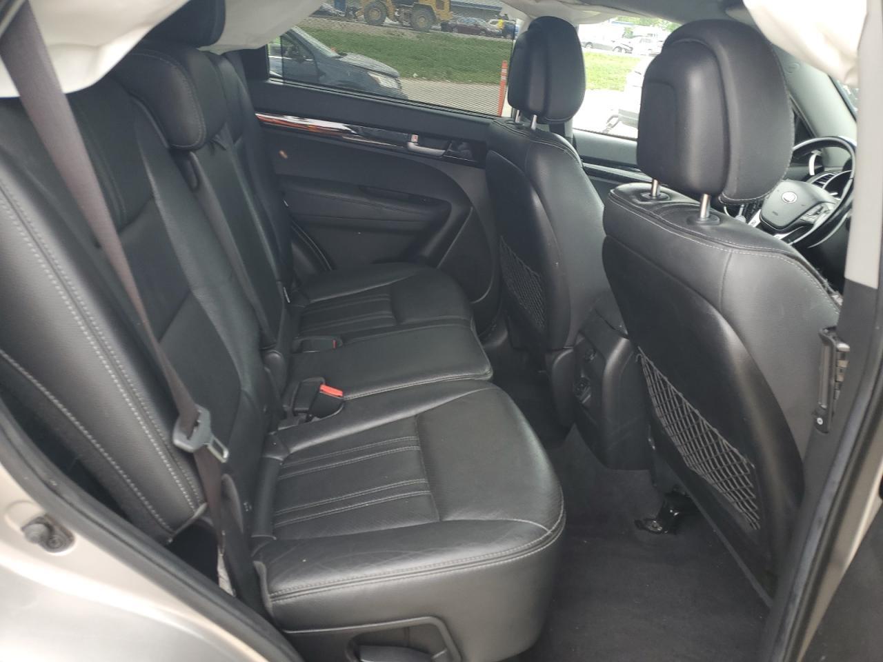 2015 KIA SORENTO