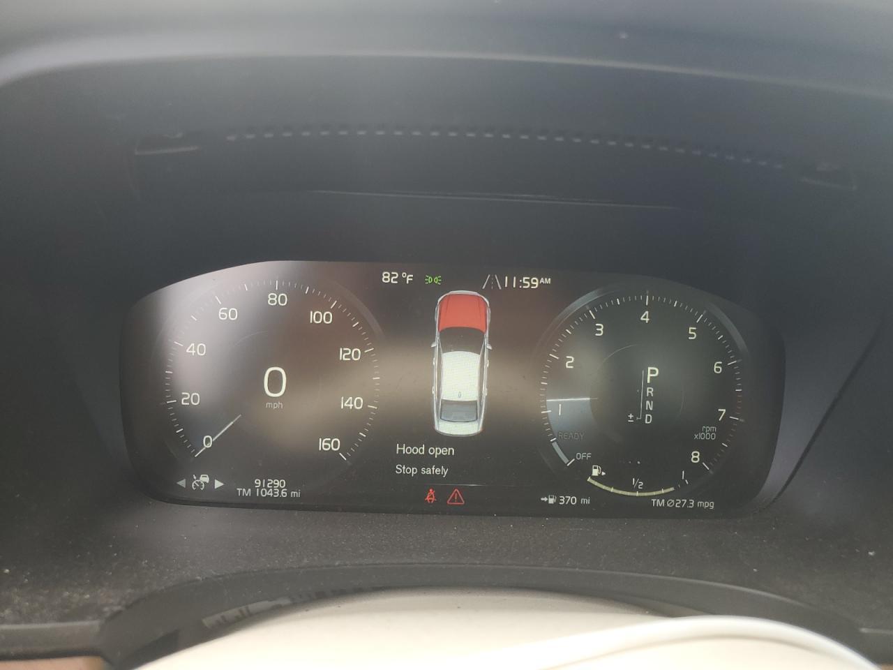 2017 VOLVO S90