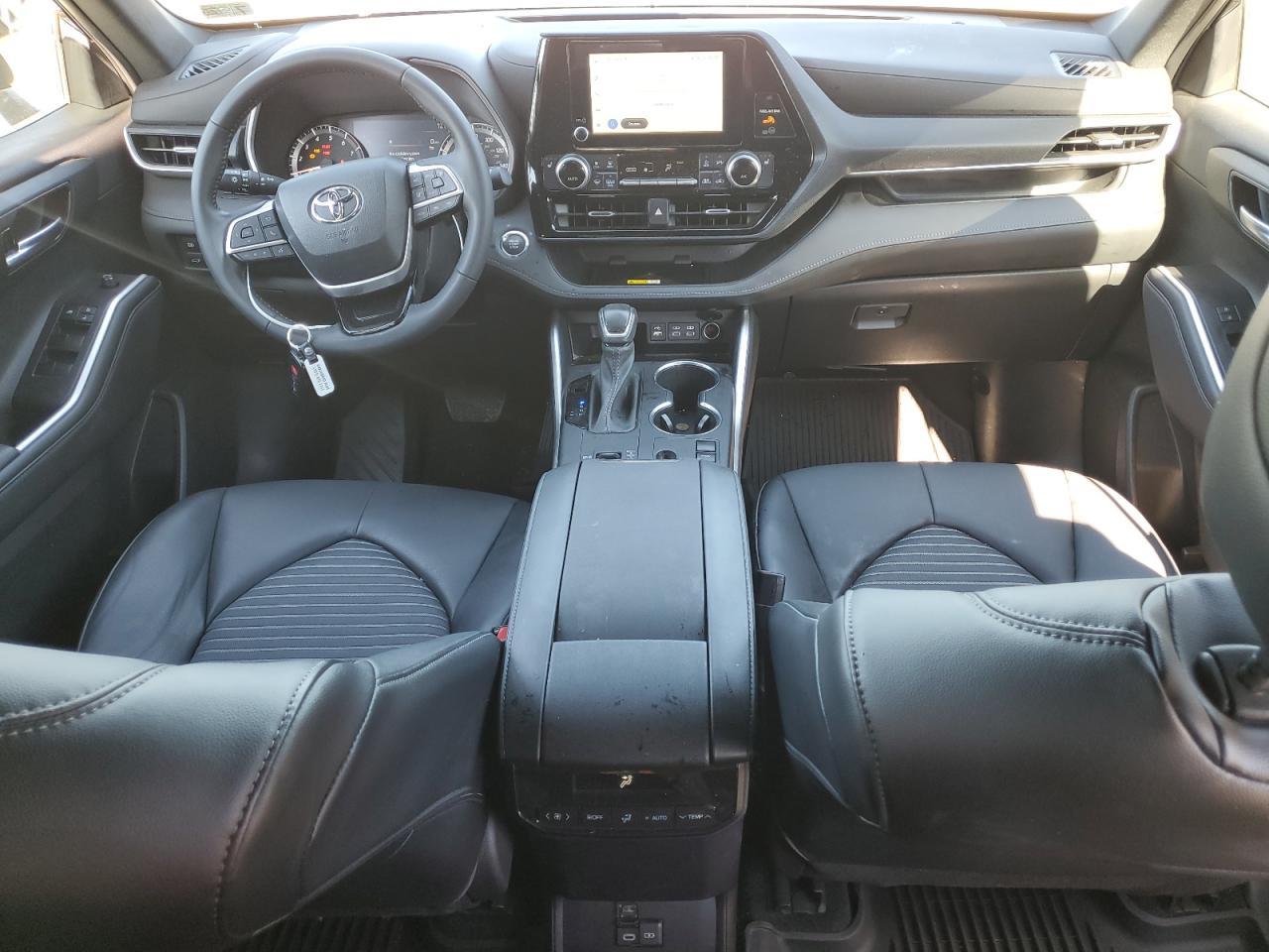 2023 TOYOTA HIGHLANDER