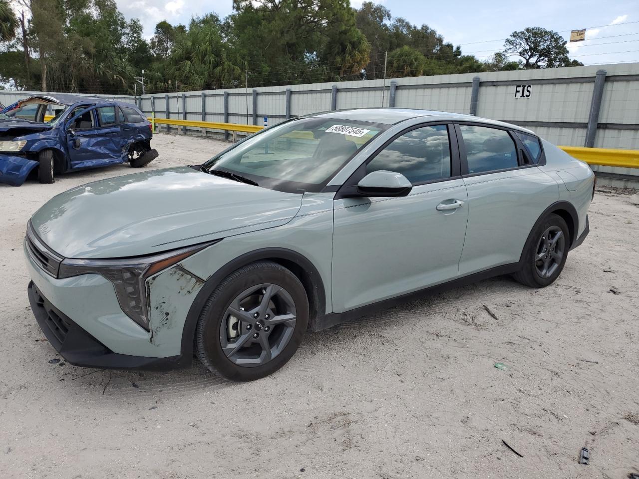 2025 KIA K4