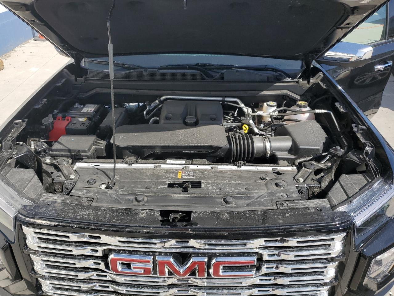 2025 GMC CANYON