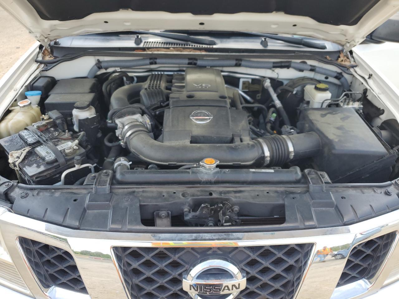 2010 NISSAN Frontier