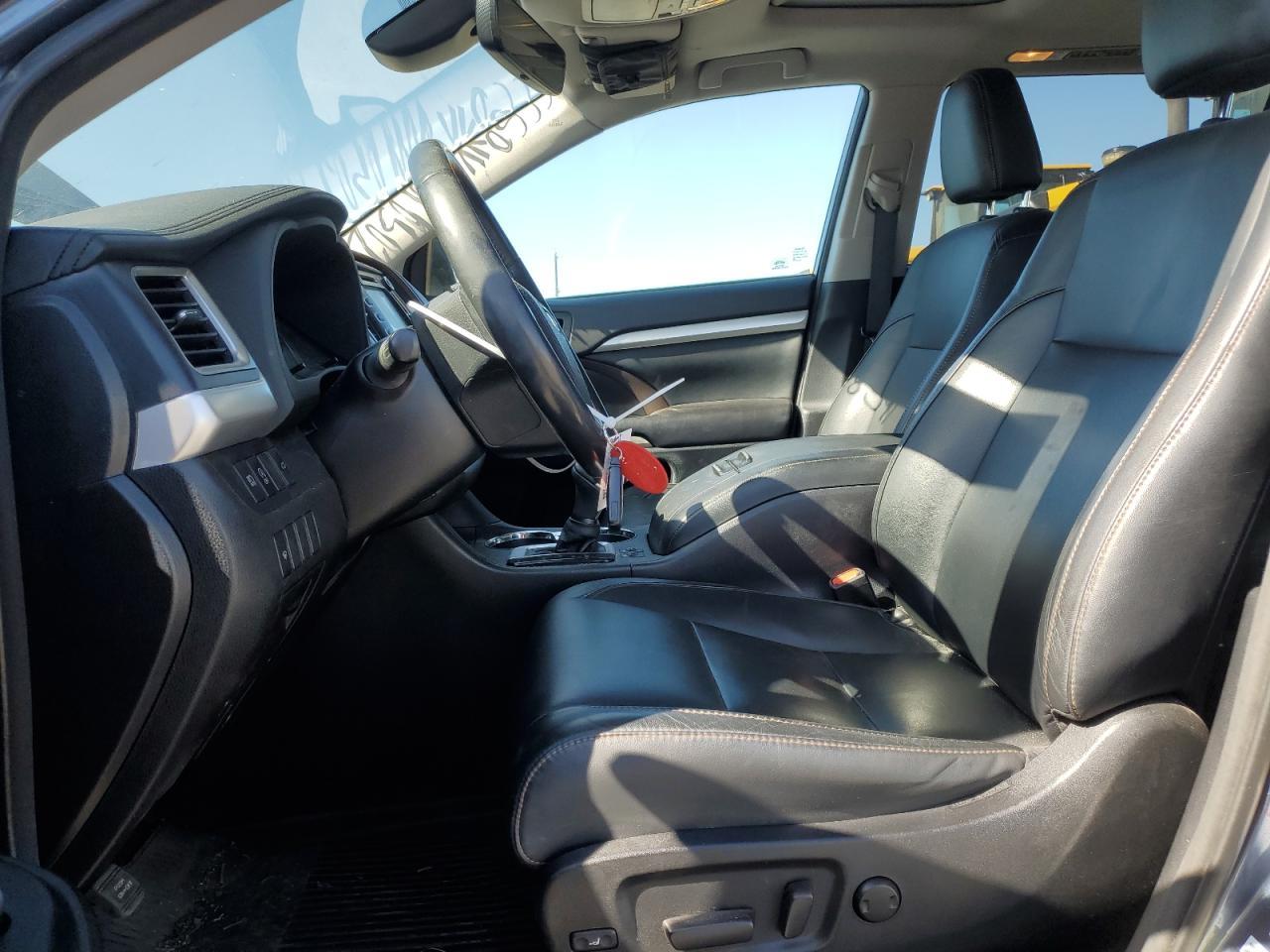2017 TOYOTA HIGHLANDER