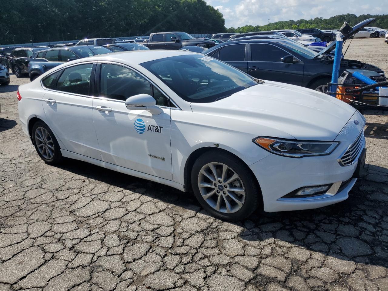 2017 FORD FUSION