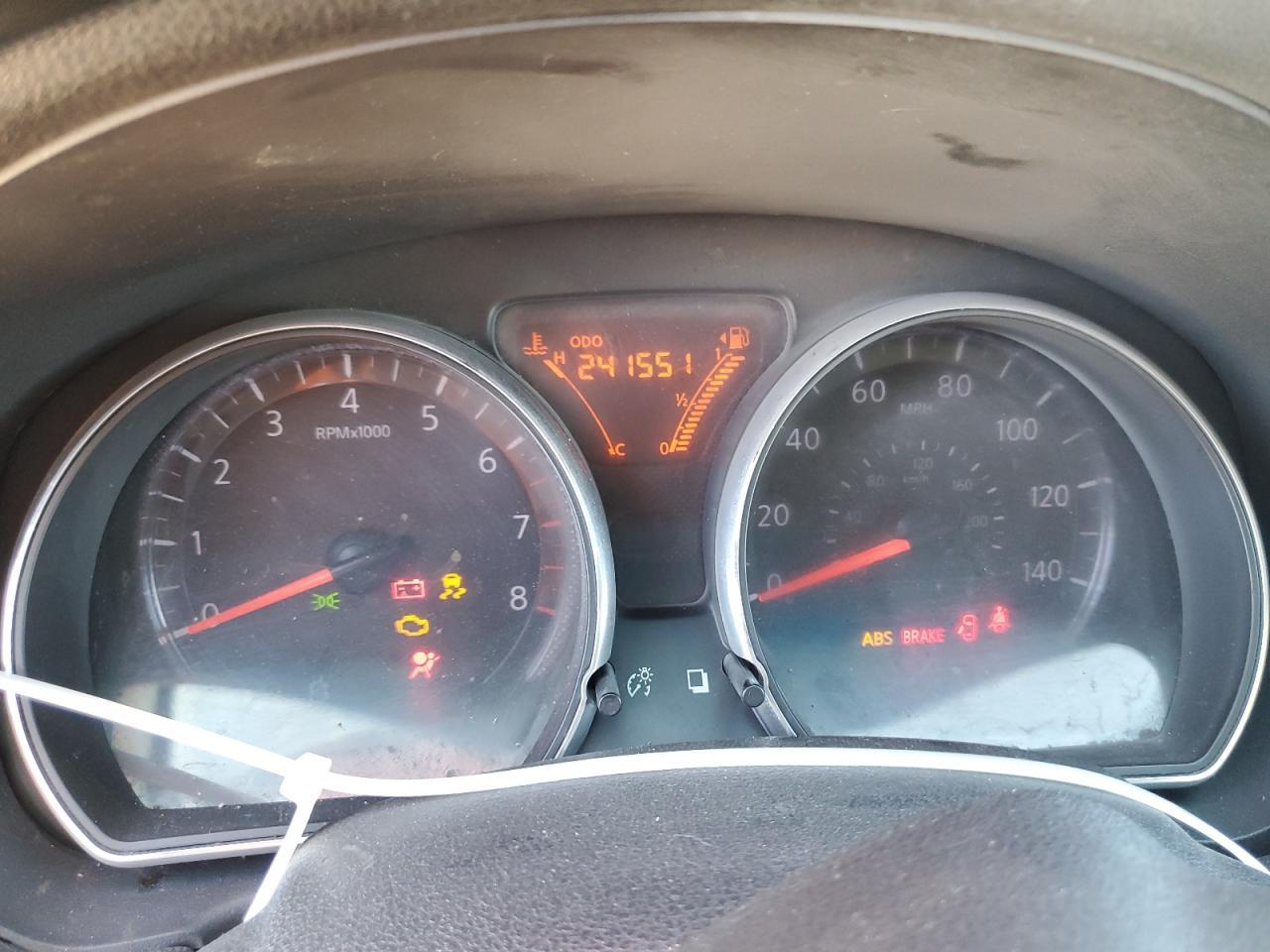 2013 NISSAN VERSA