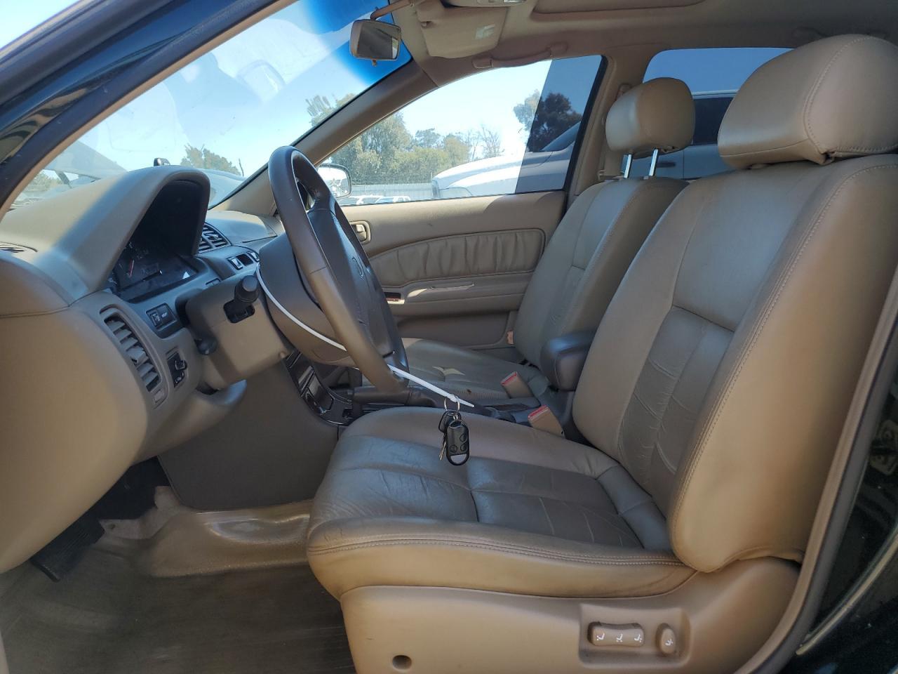 1999 NISSAN Maxima