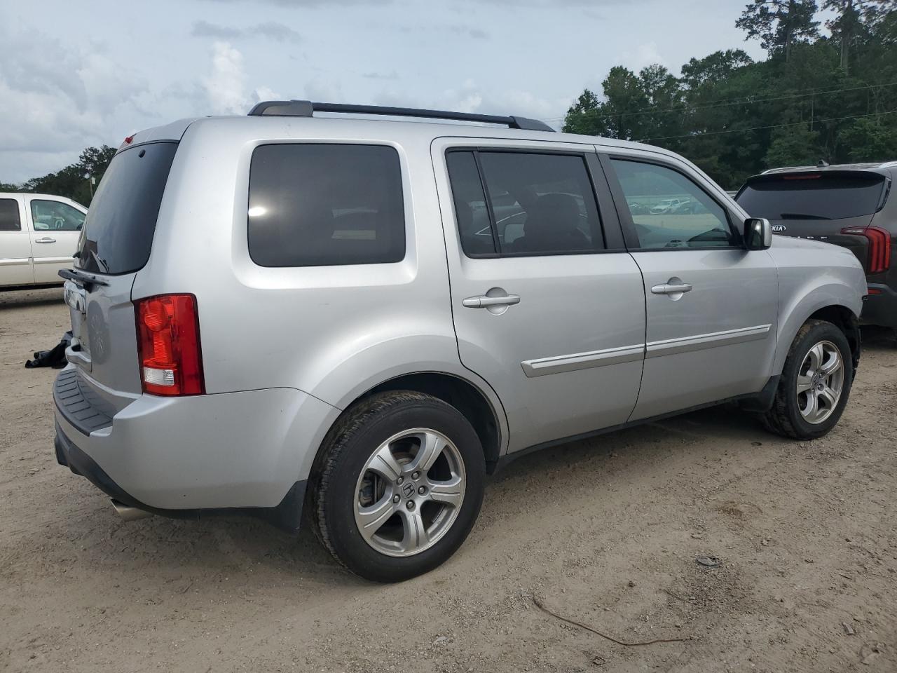 2015 HONDA PILOT