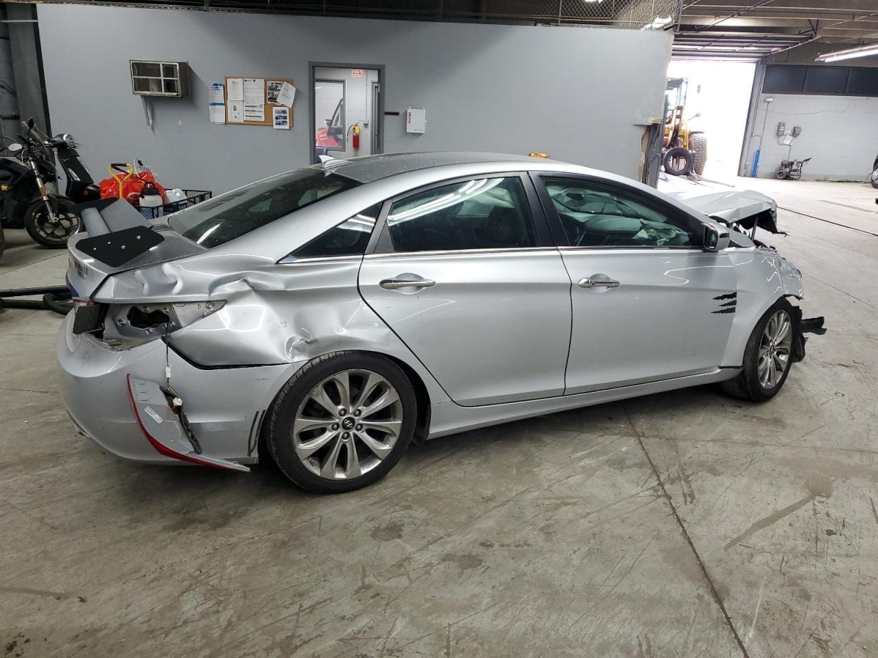 2012 HYUNDAI SONATA