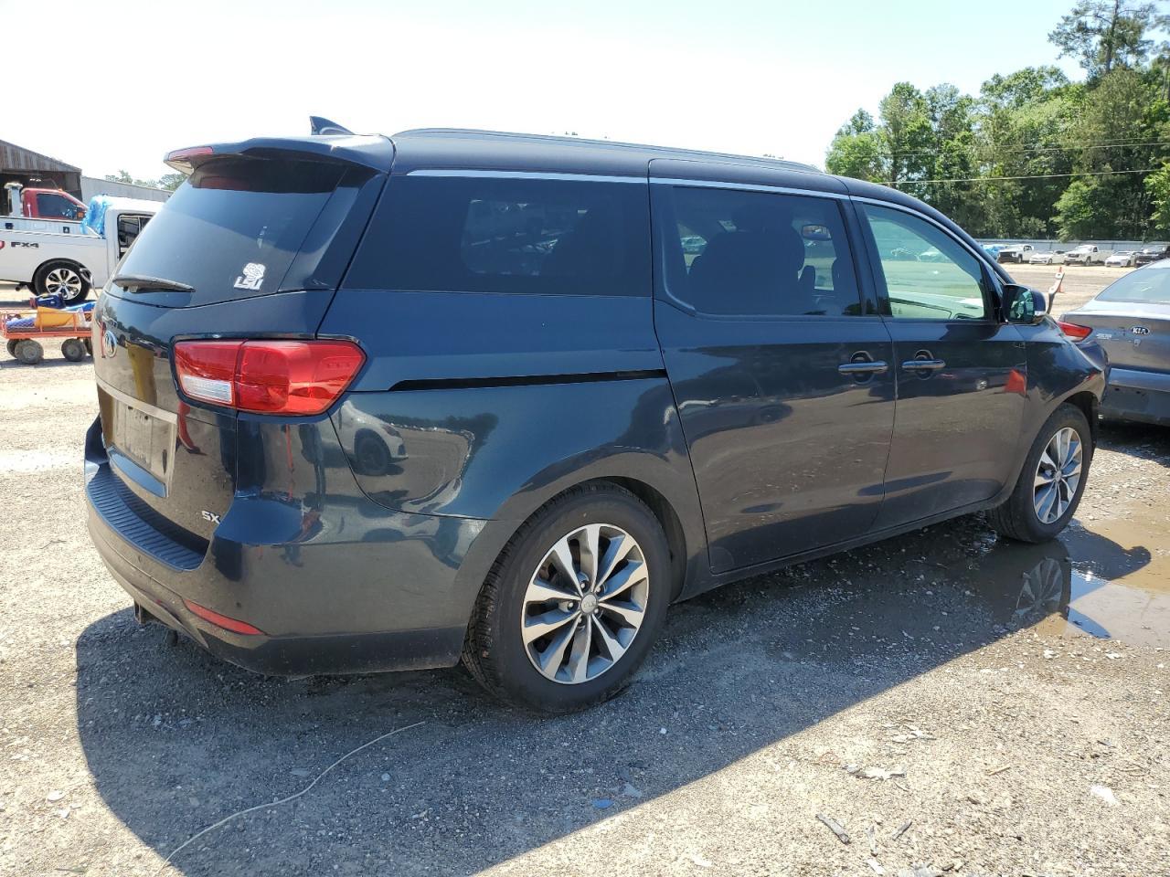 2016 KIA SEDONA