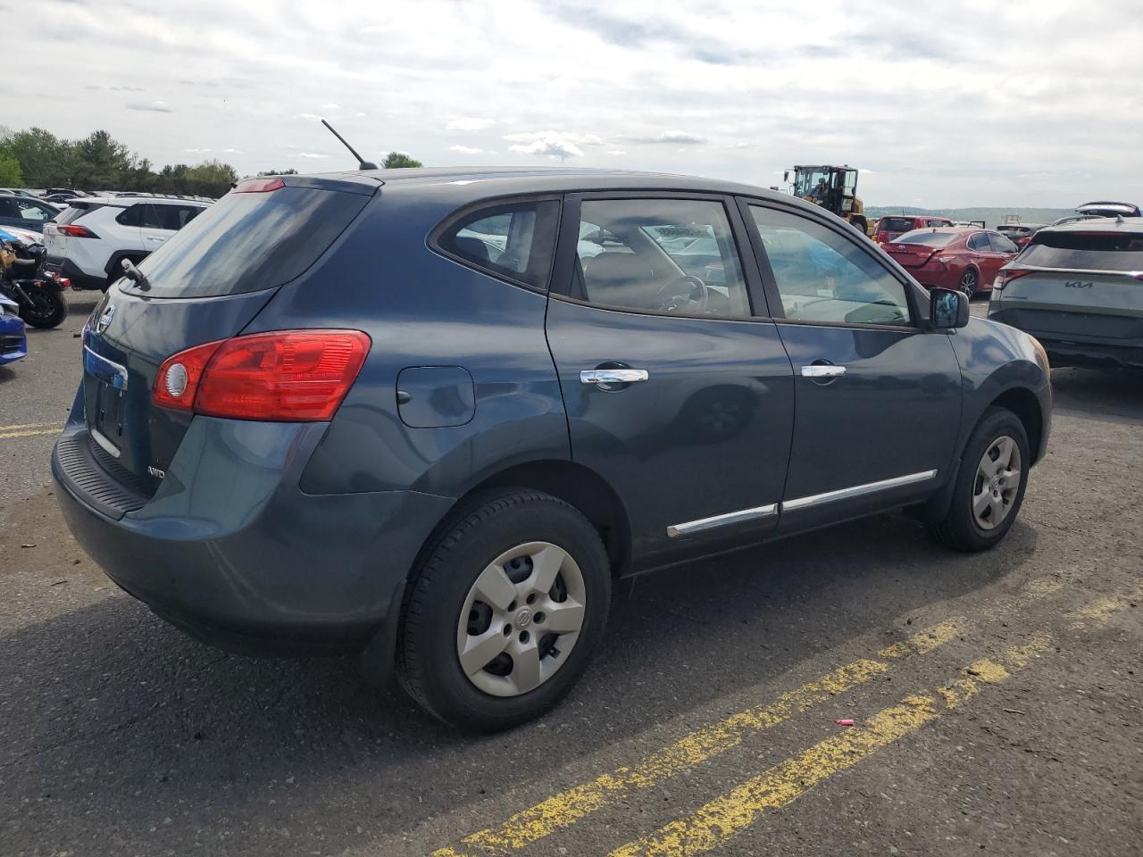 2014 NISSAN ROGUE
