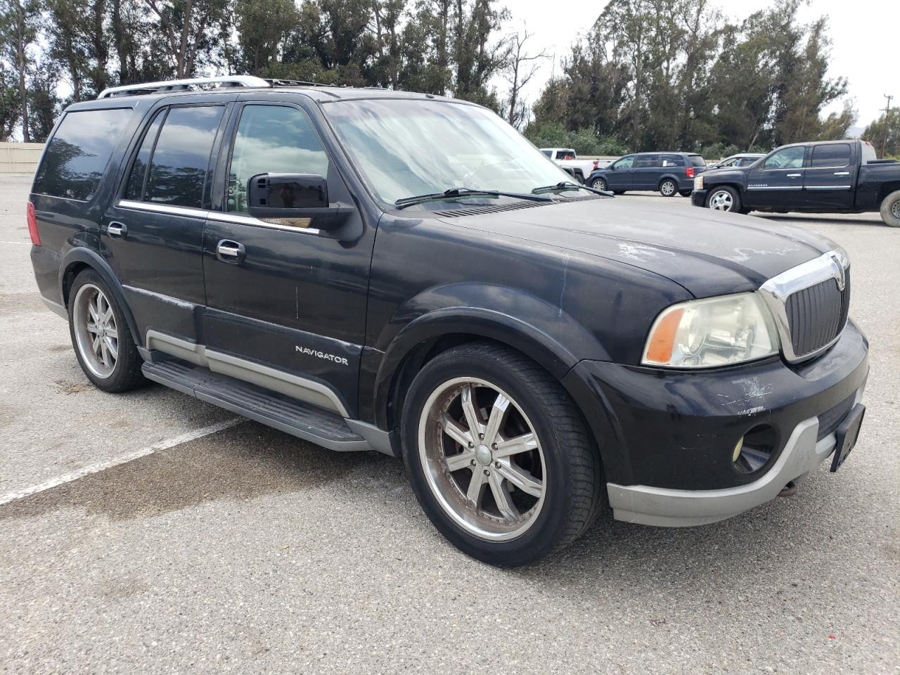 2004 LINCOLN Navigator