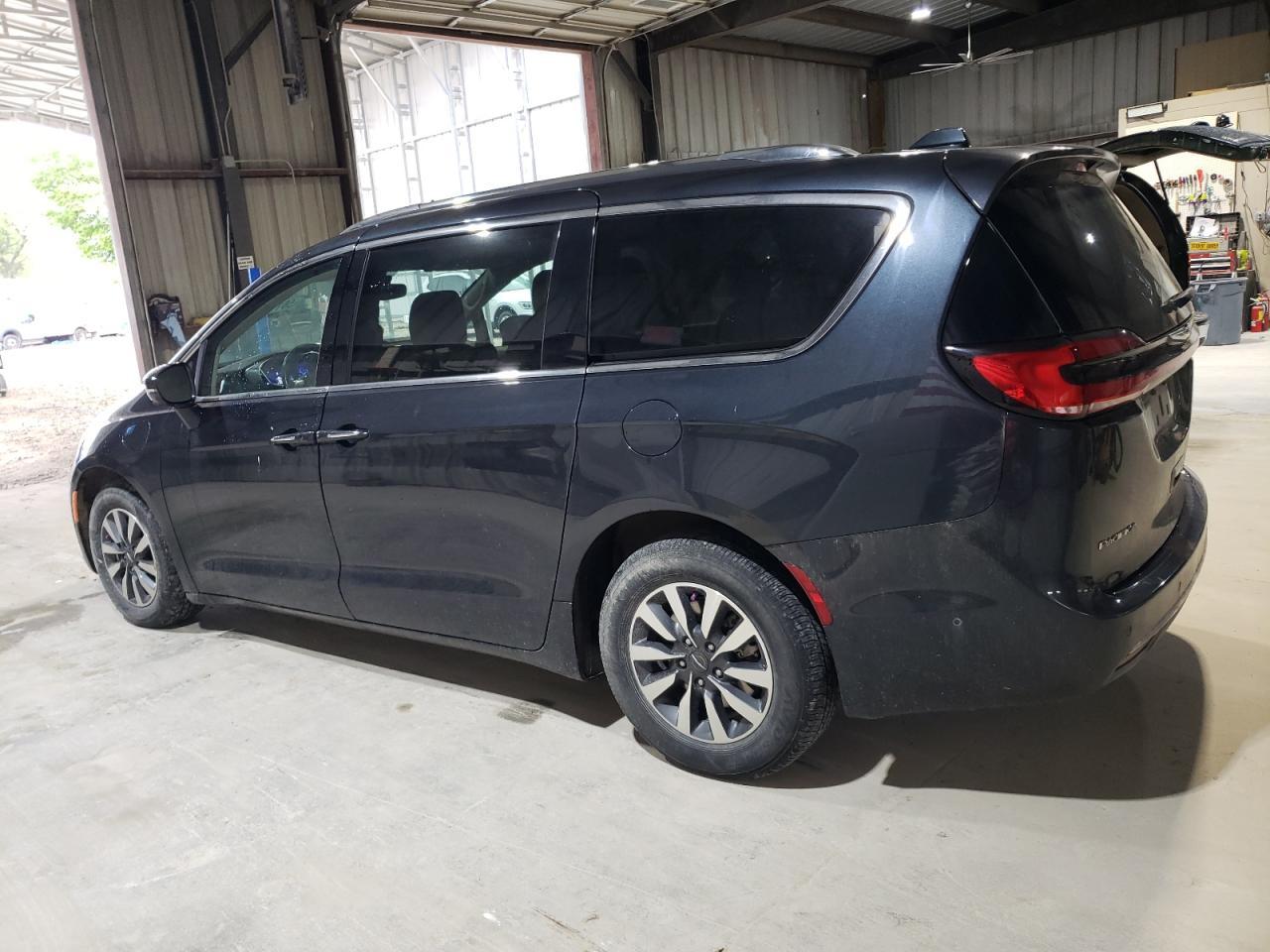2021 CHRYSLER Pacifica