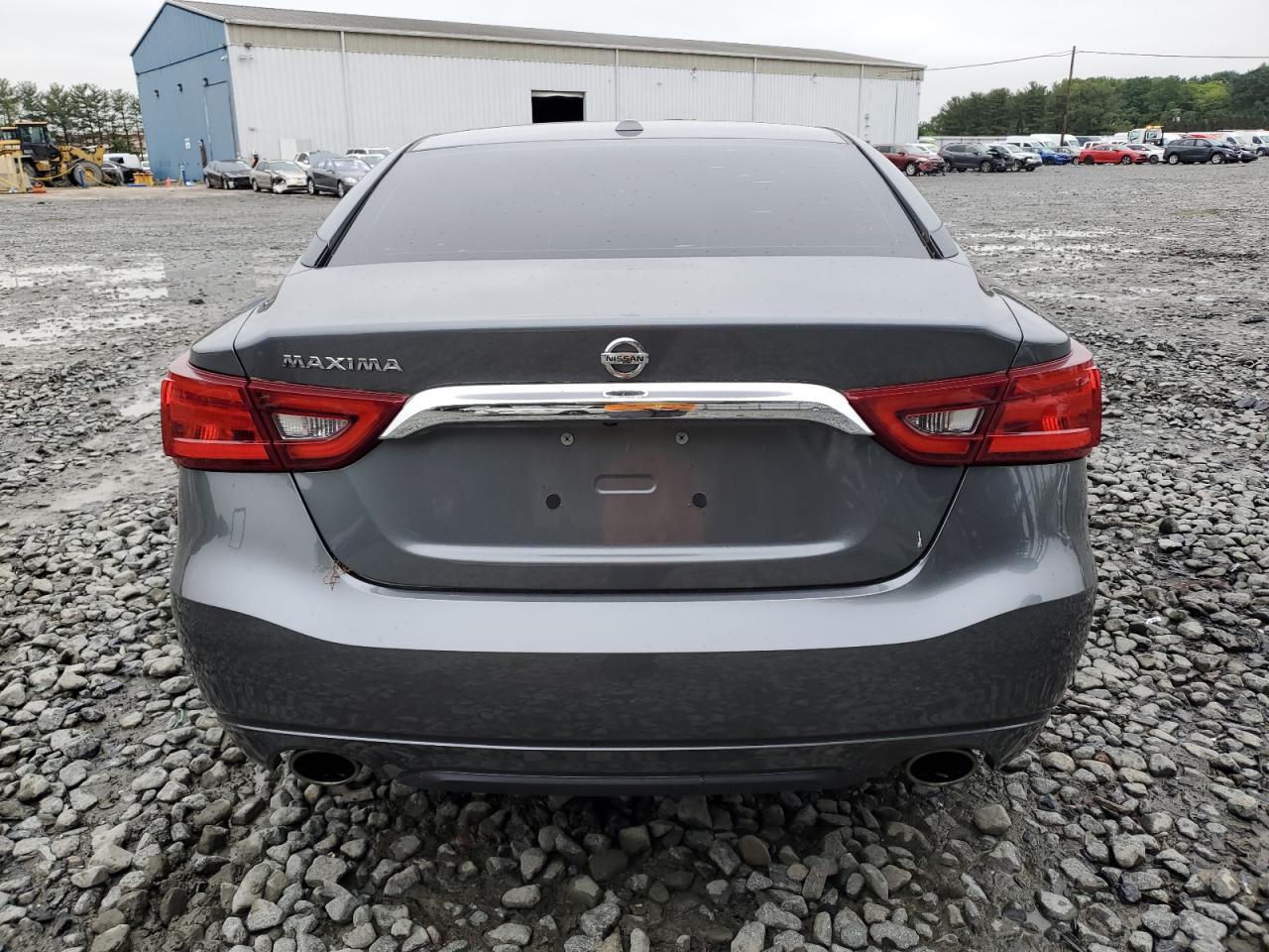 2017 NISSAN Maxima