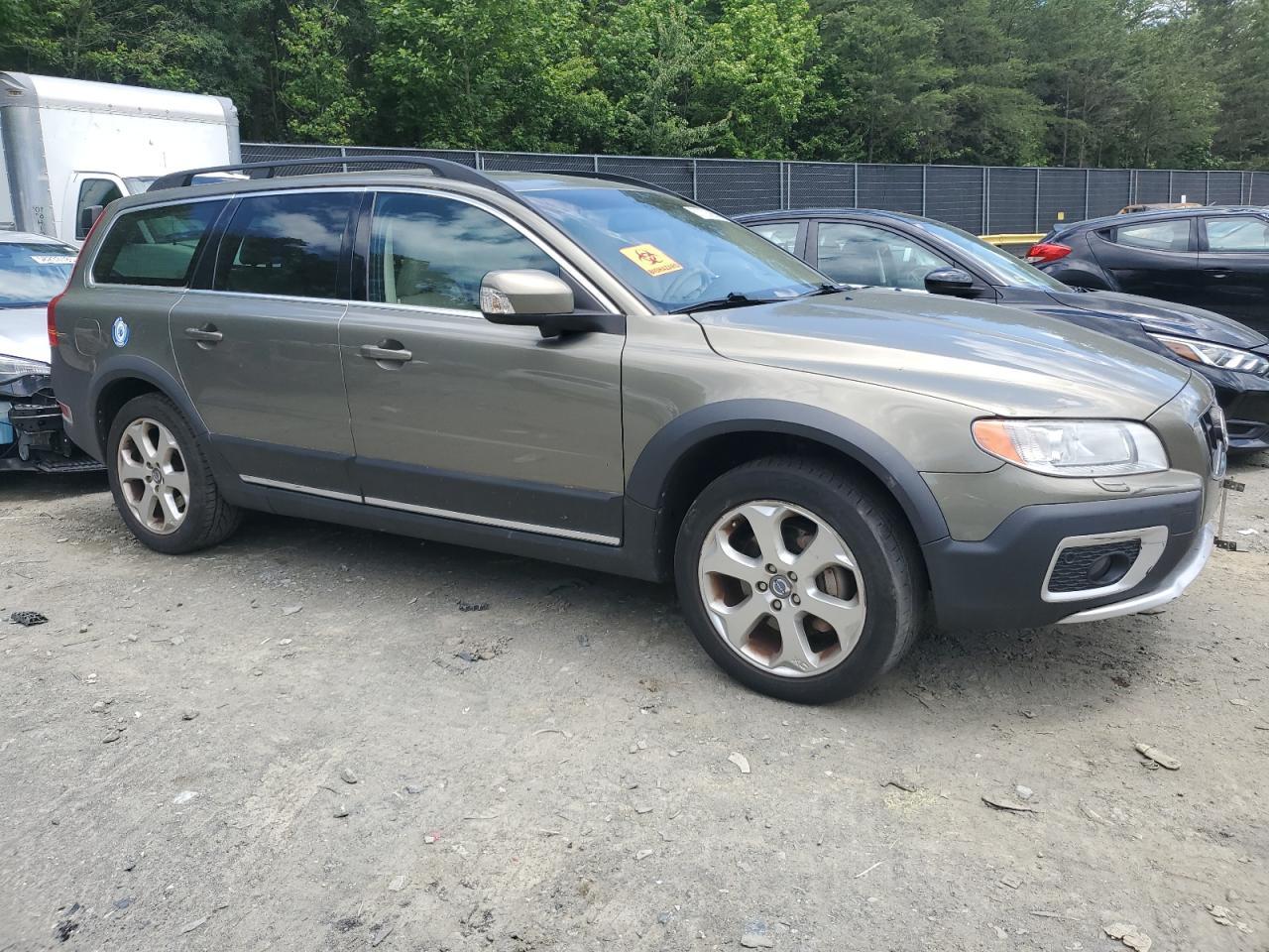 2011 VOLVO XC70