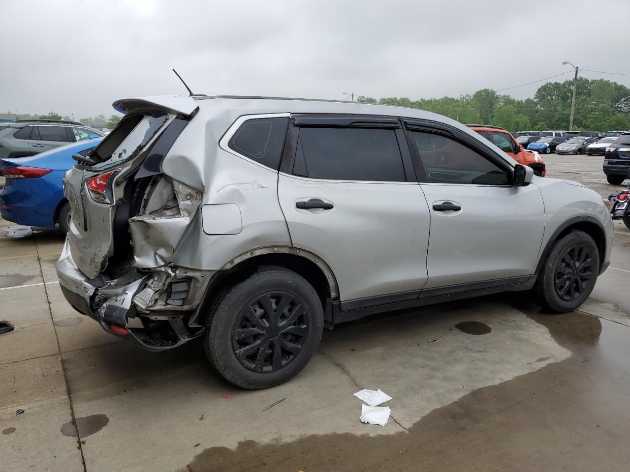 2016 NISSAN ROGUE