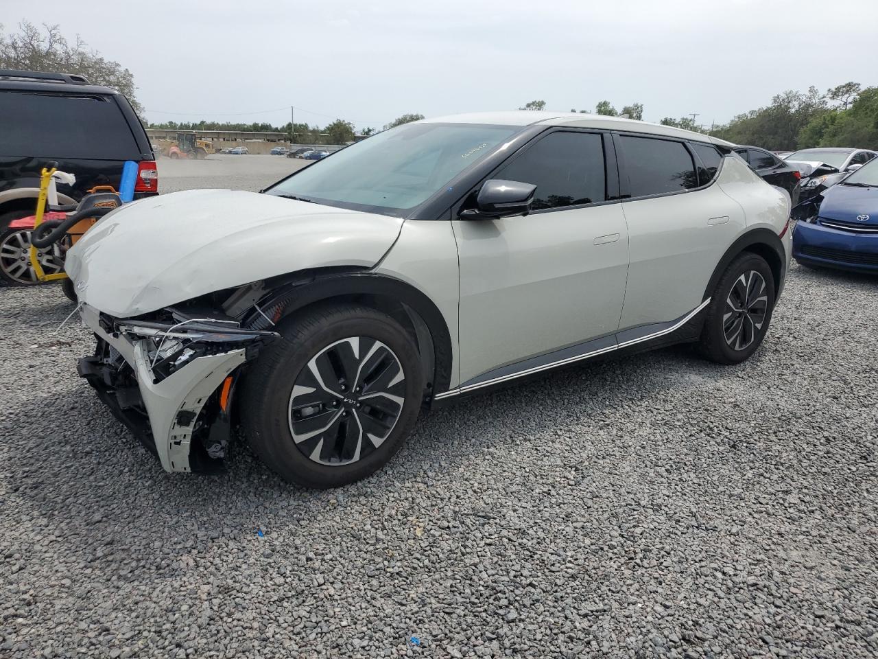 2024 KIA EV6